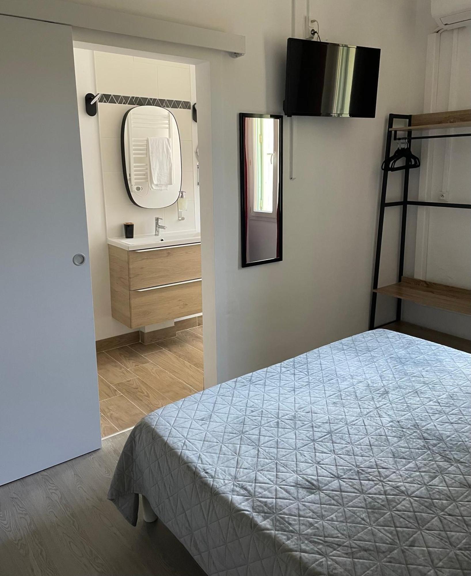 Hotel Restaurant Les Paquebots Port Vendres Room photo