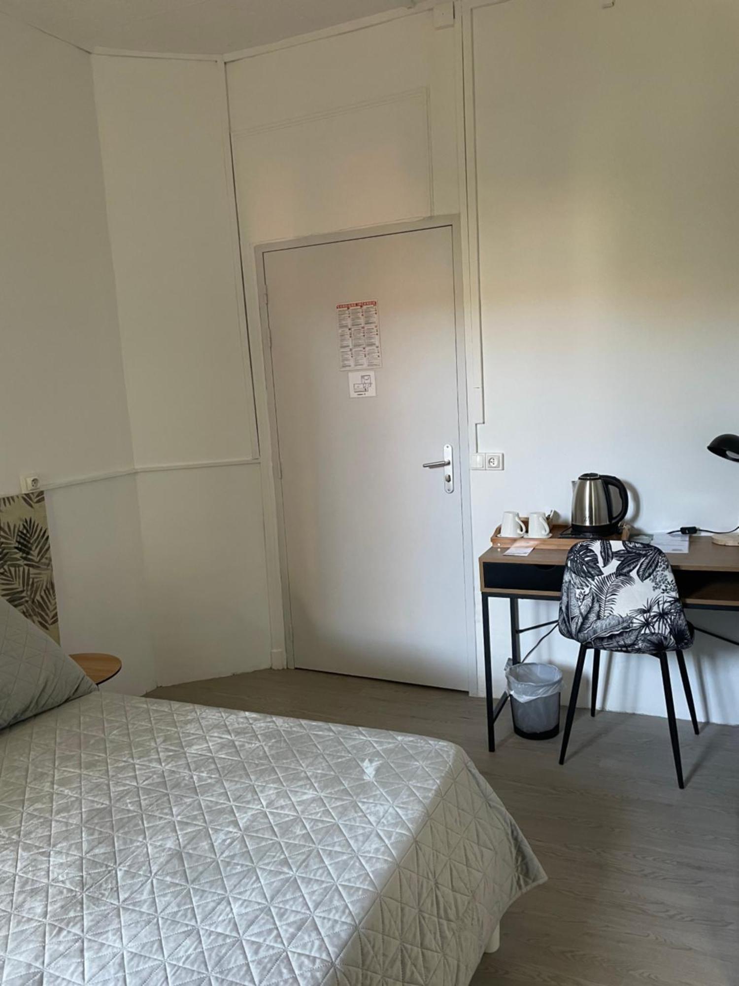 Hotel Restaurant Les Paquebots Port Vendres Room photo